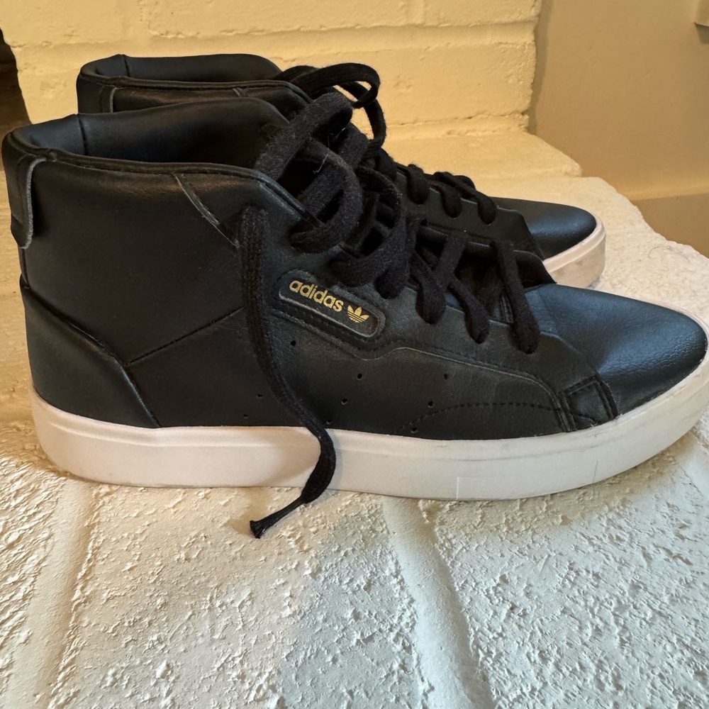Adidas Sleek Mid W